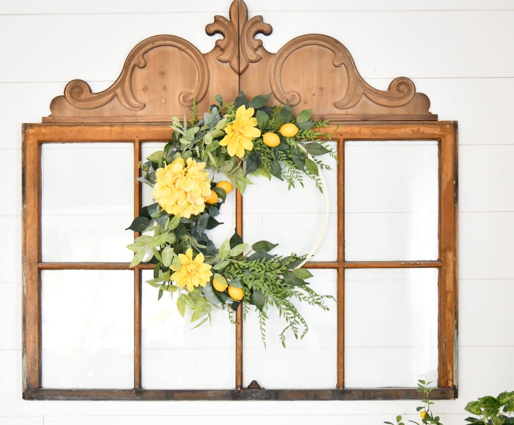 How to Make a Summer Floral Wreath (Step-by-Step Guide)Summer Lemon Wreath 