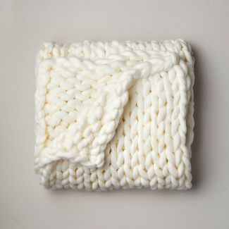 Oversized Chunky Hand Knit Decorative Bed Throw
