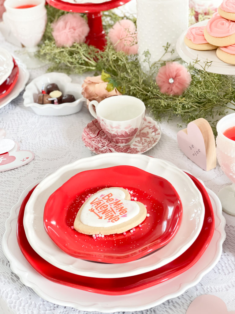 Red and white Farmhouse casuarina valentines day table settings  How To Style a Farmhouse Inspired Valentine's Day Tablescape