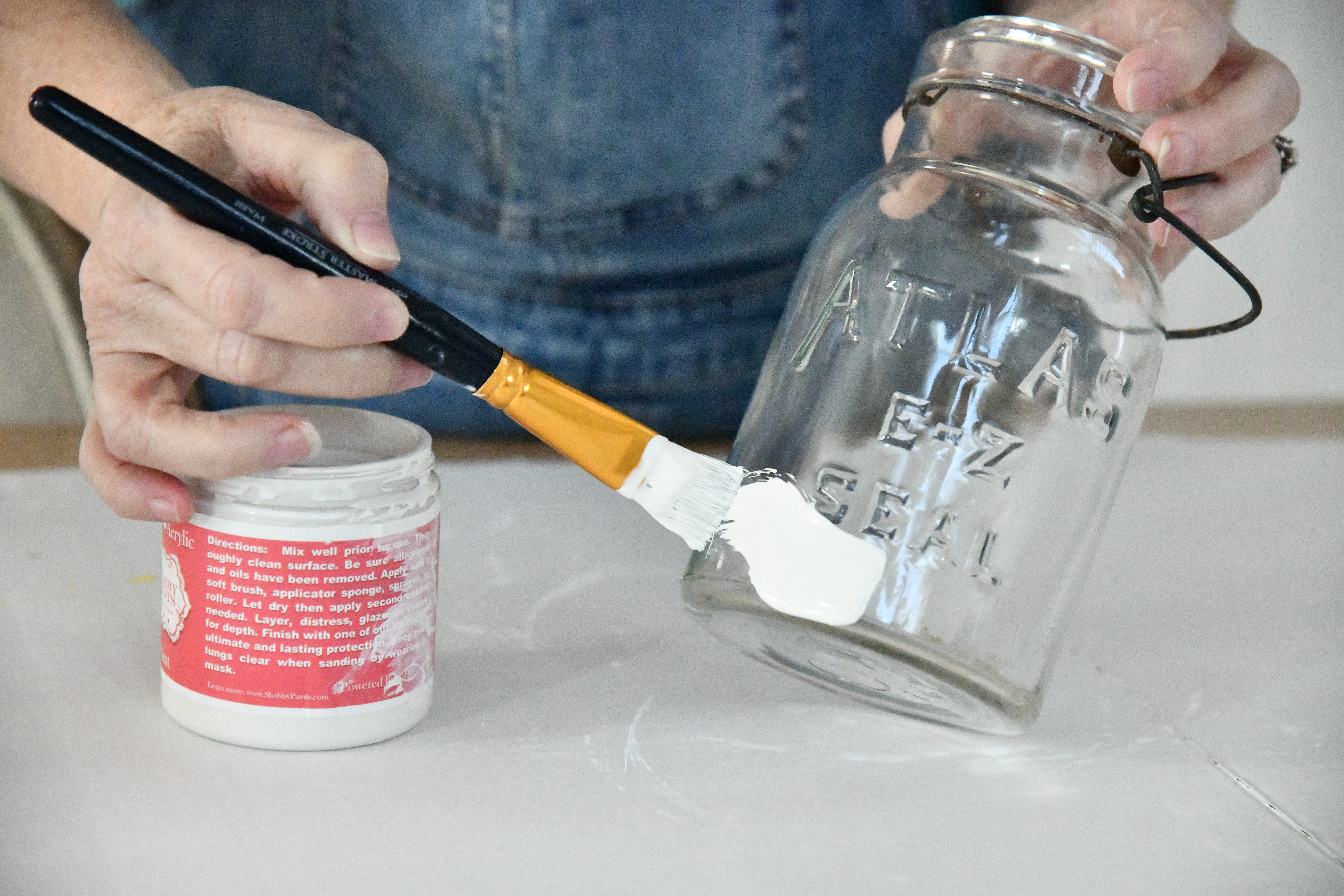 DIY Mason Jar Decor For Valentine's Day PAINTING THE JARS
