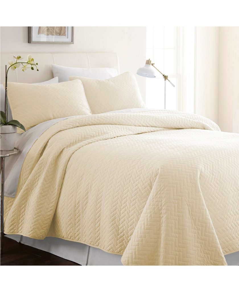 Home Collection Premium Ultra Soft Herring Pattern Quilted Coverlet Set