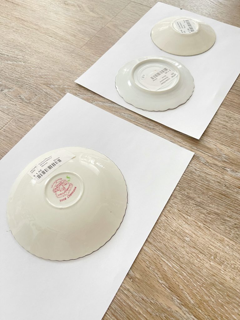 place plates on paper DIY plate wall
