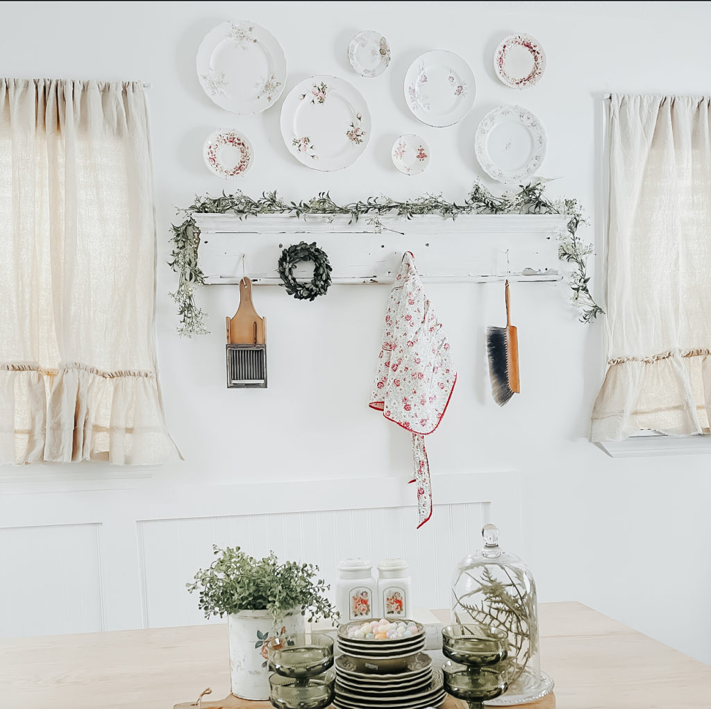 DiY plate wall in spring dining room
