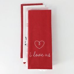 pack of 4 valentines day hand towels