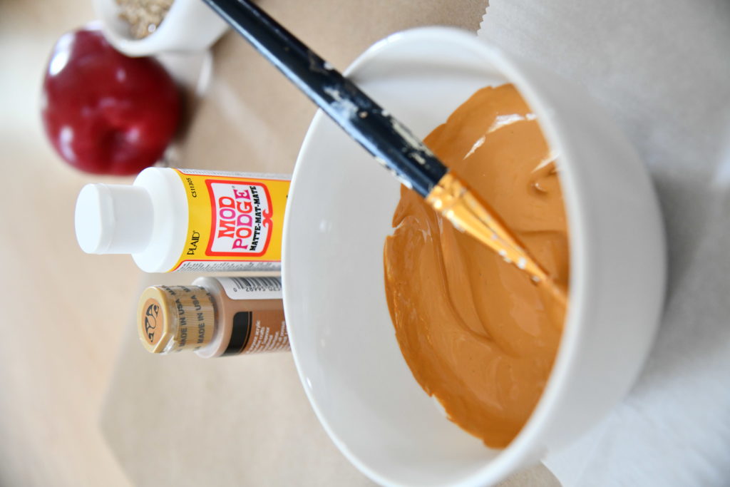how to make faux caramel apples mix paint and Mod Podge