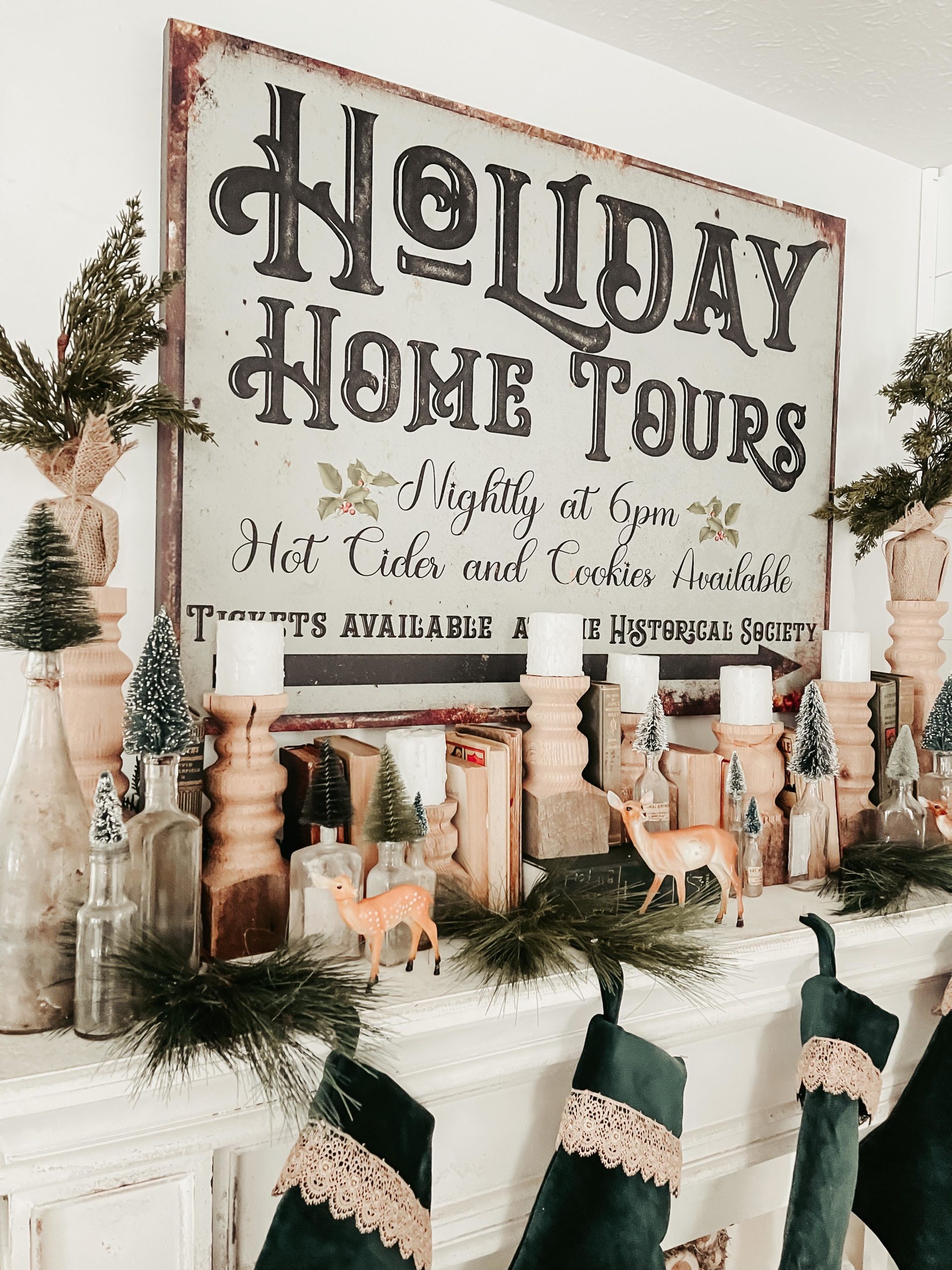 How To Style These Gorgeous Farmhouse Christmas Signs