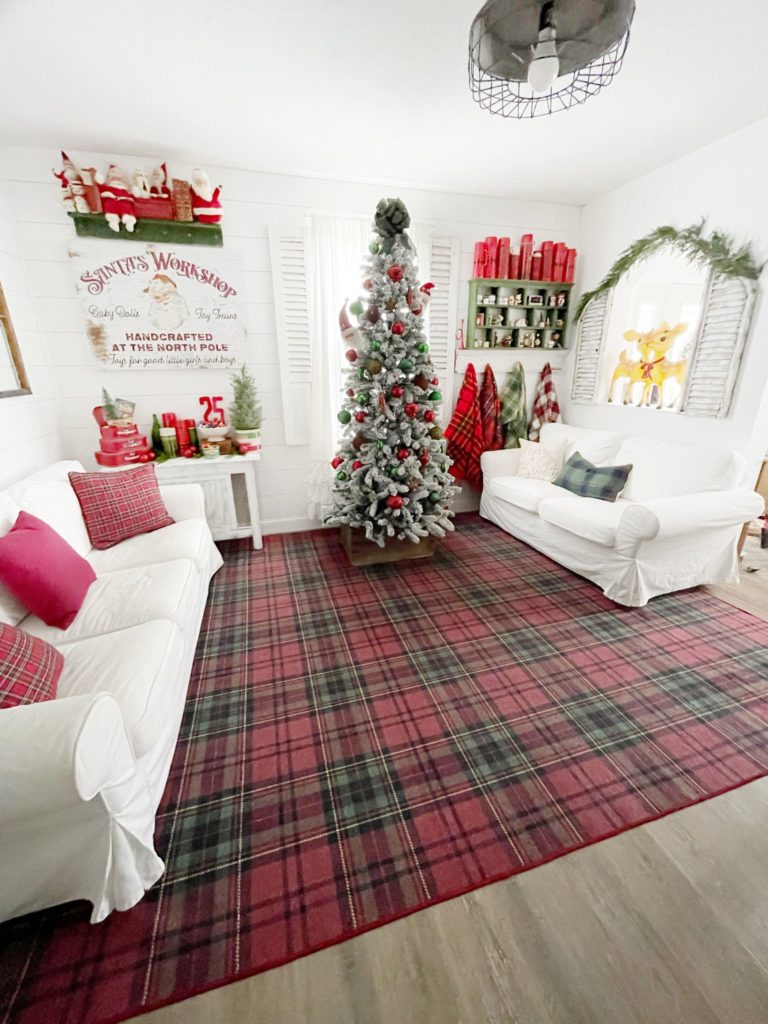 If You Love Christmas Plaid You Will Love This Ruggable Rug