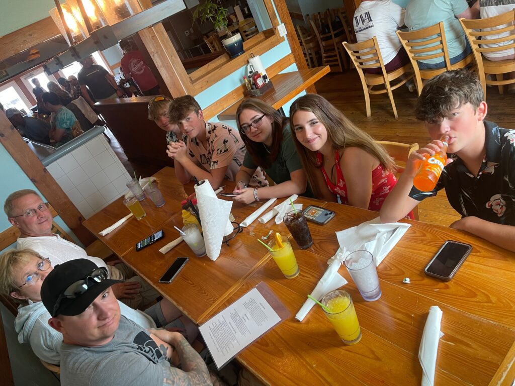 family eating at Mulligans in Outer Banks NC
