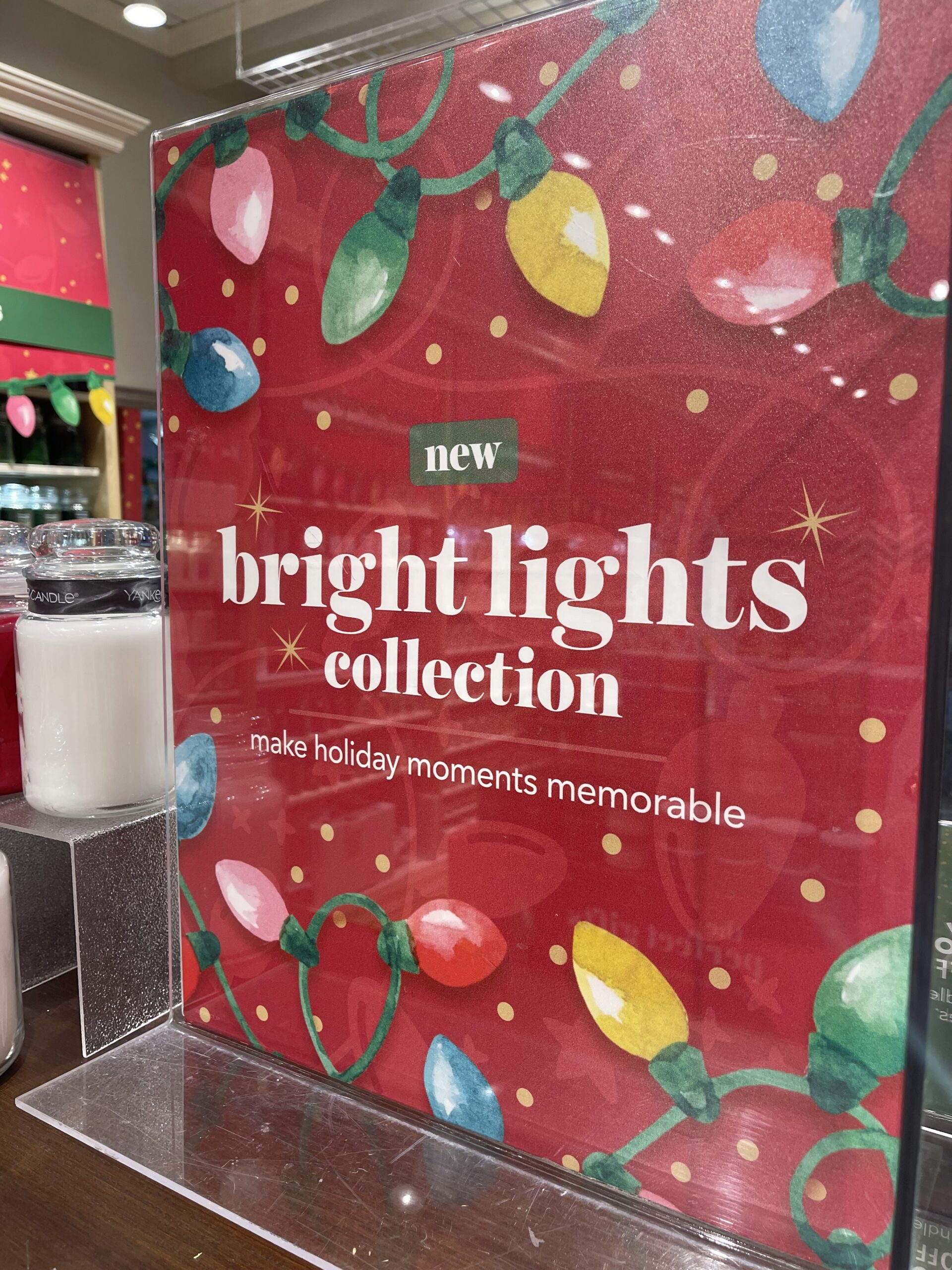 Holiday Magic: Yankee Candle's Bright Lights Winter Collection Sign